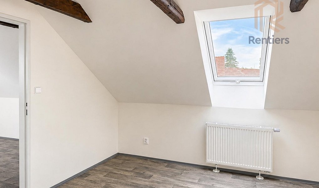 Prodej domu 145 m² s pozemkem 265 m², Rostoklaty – náhled fotky 22