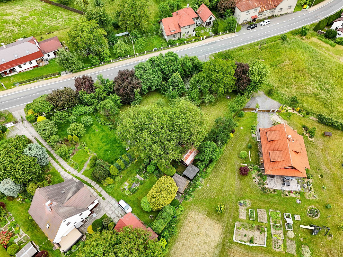 Prodej stavebního pozemku 1 182 m²