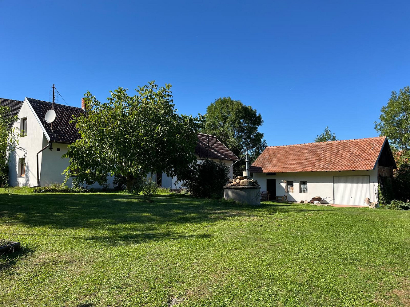 Prodej domu 184 m² s pozemkem 1 210 m² – fotografie 3
