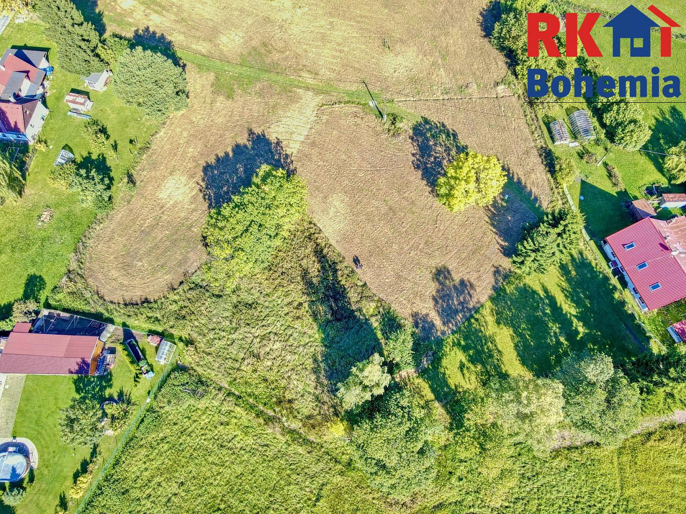 Prodej stavebního pozemku 1 222 m² – fotografie 3