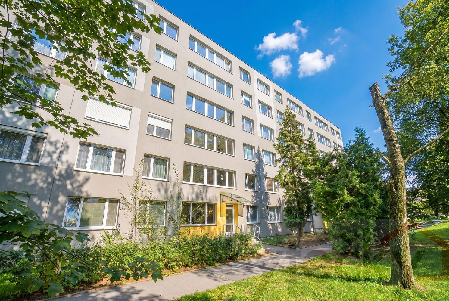 Prodej bytu 4+1 66 m²