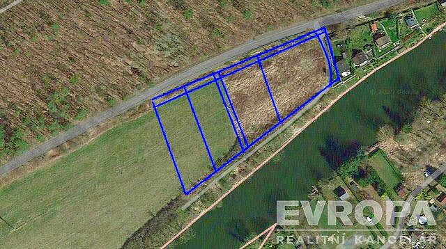 Prodej stavebního pozemku 9 000 m² – fotografie 2