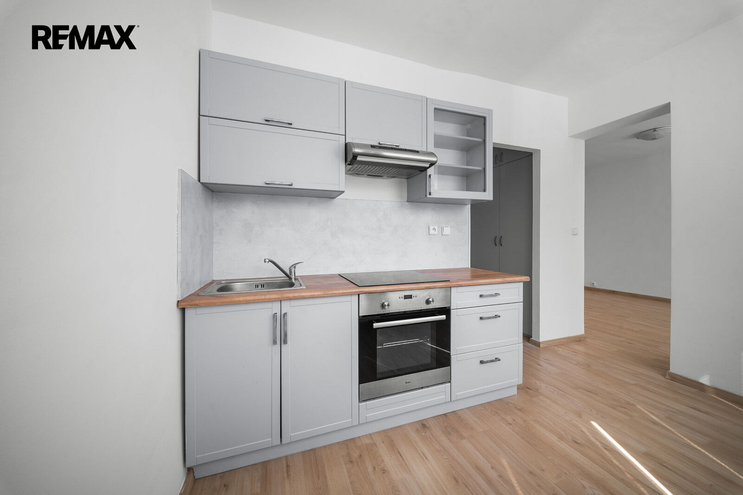 Pronájem bytu 1+1 34 m²