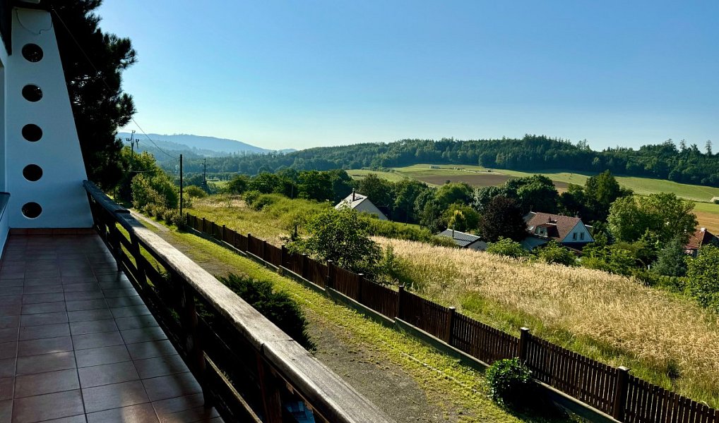 Prodej domu 214 m² s pozemkem 1 172 m², Řehenice – náhled fotky 19