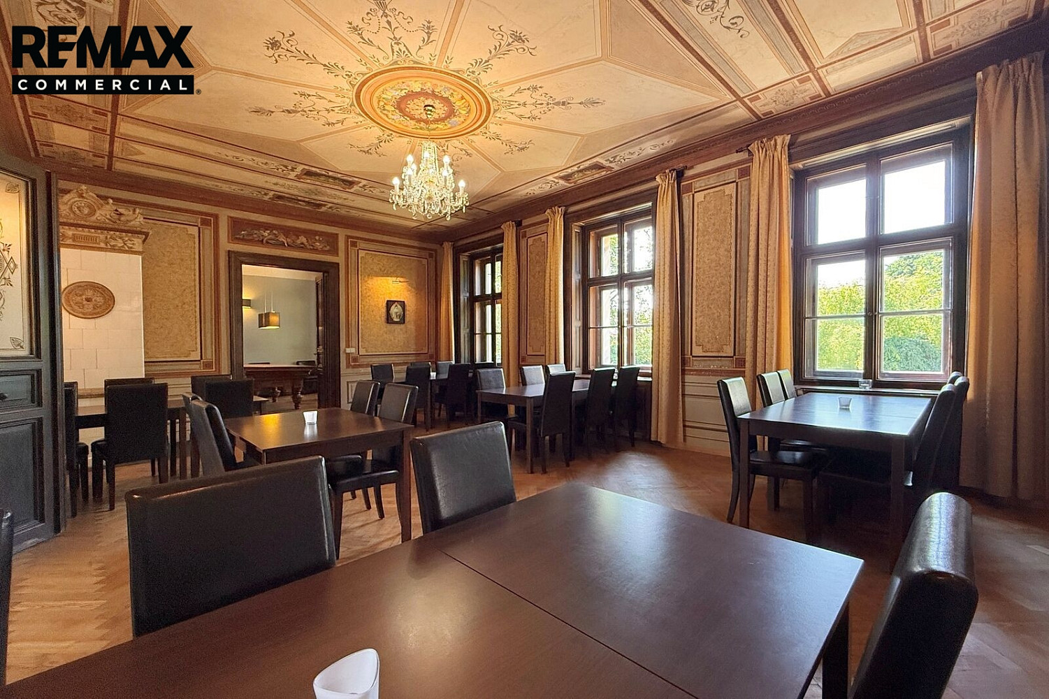 Prodej komerčního objektu (jiného typu) 2 400 m² – fotografie 4