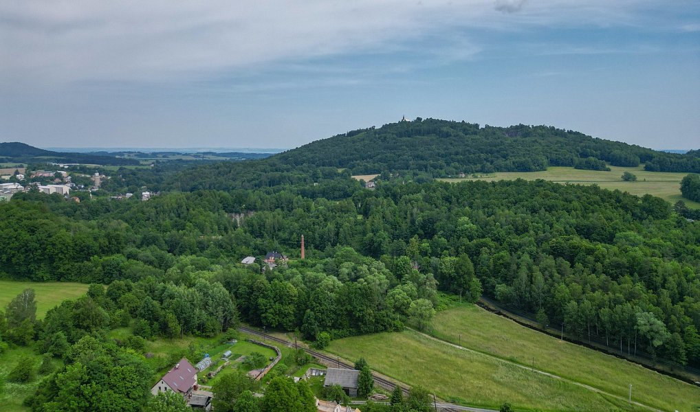 Prodej stavebního pozemku 1 300 m², Žulová – náhled fotky 7