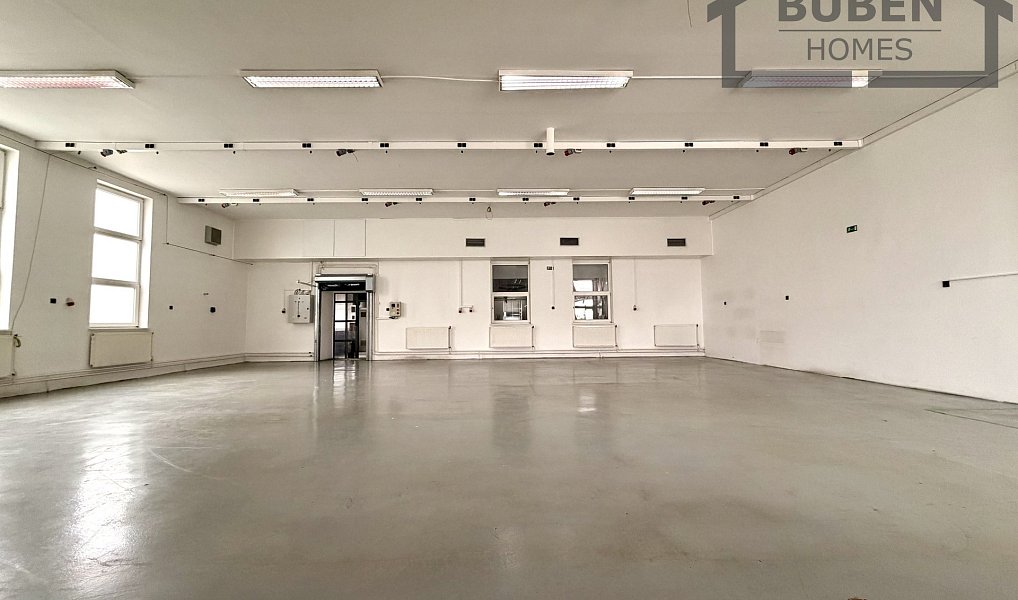 Prodej výrobních prostor 1 084 m², Staré Sedliště – náhled fotky 9