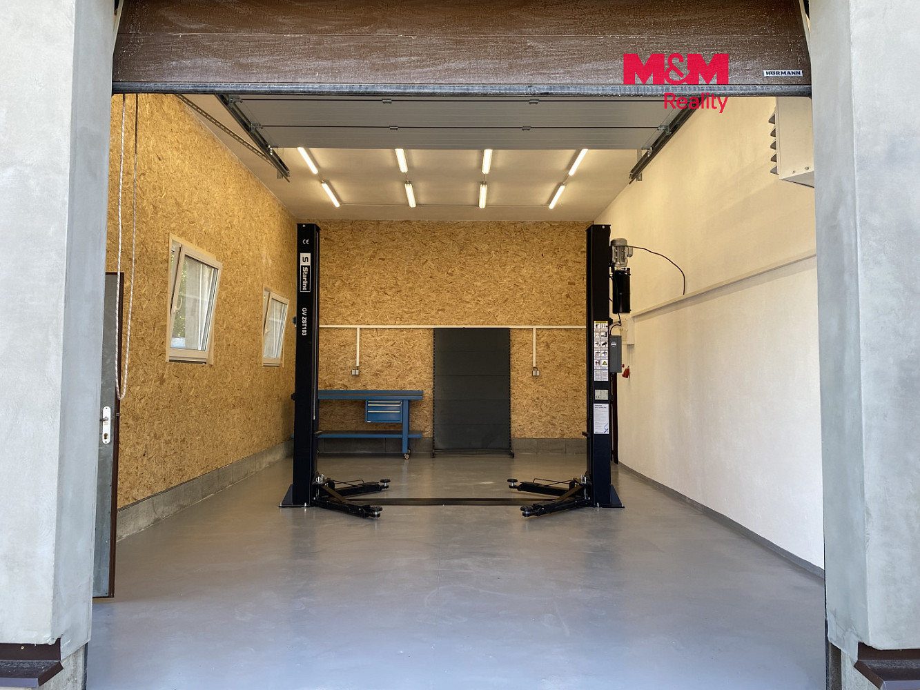 Pronájem komerčního objektu (jiného typu) 24 m²