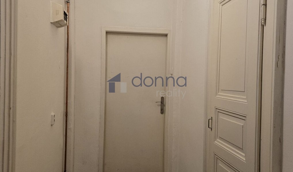 Pronájem bytu 1+kk 30 m², Praha – náhled fotky 4