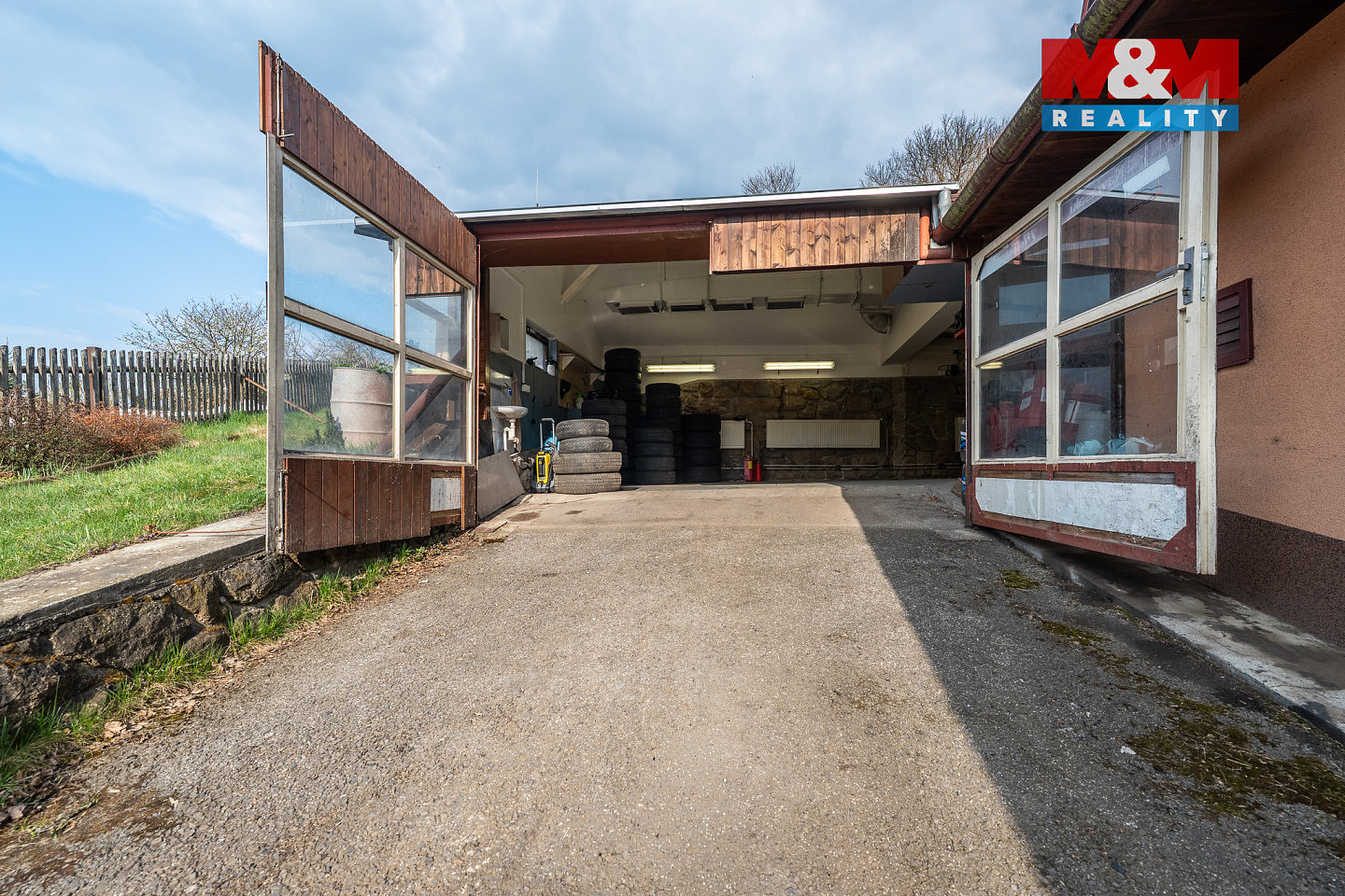 Prodej garáže, autodílny, vsetín — photo 4