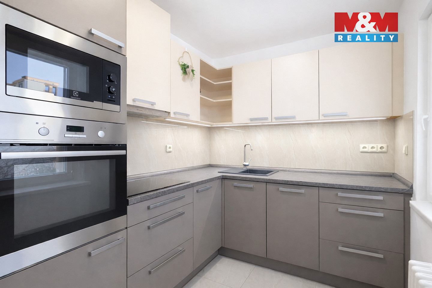 Prodej bytu 3+1 66 m² — photo 2