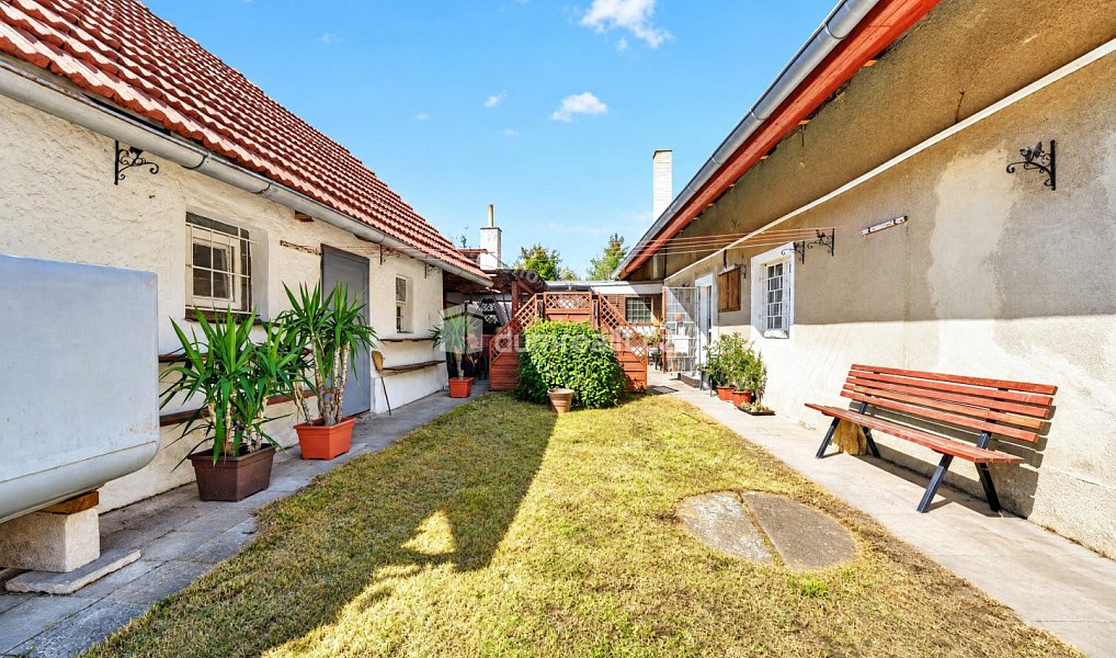 Prodej domu 743 m² s pozemkem 743 m², Mšecké Žehrovice – náhled fotky 16