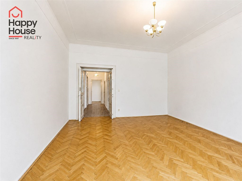 Pronájem kanceláře 65 m² — photo 2