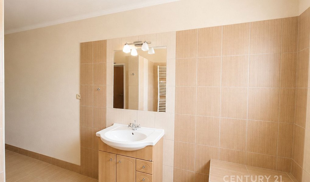 Prodej domu 238 m² s pozemkem 1 086 m², Kunžak – náhled fotky 18