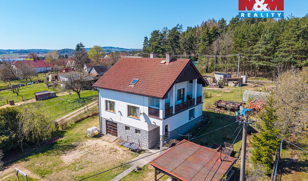 Prodej domu 214 m² s pozemkem 1 876 m², Kvášňovice – náhled fotky 25