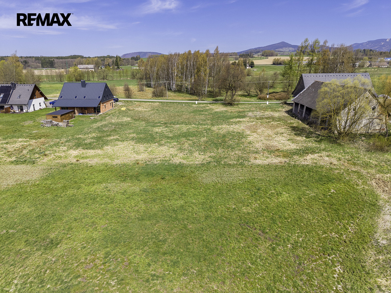 Prodej stavebního pozemku 1 767 m² – fotografie 5