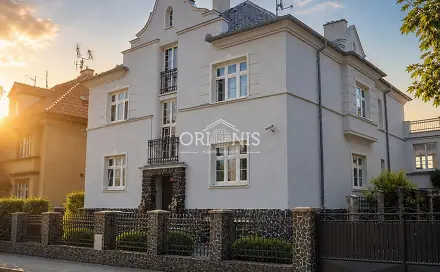 Prodej domu 626 m² s pozemkem 618 m², Holečkova, Chomutov