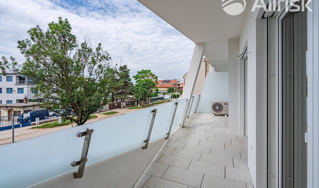 Pronájem bytu 2+kk 54 m², Brno – náhled fotky 7