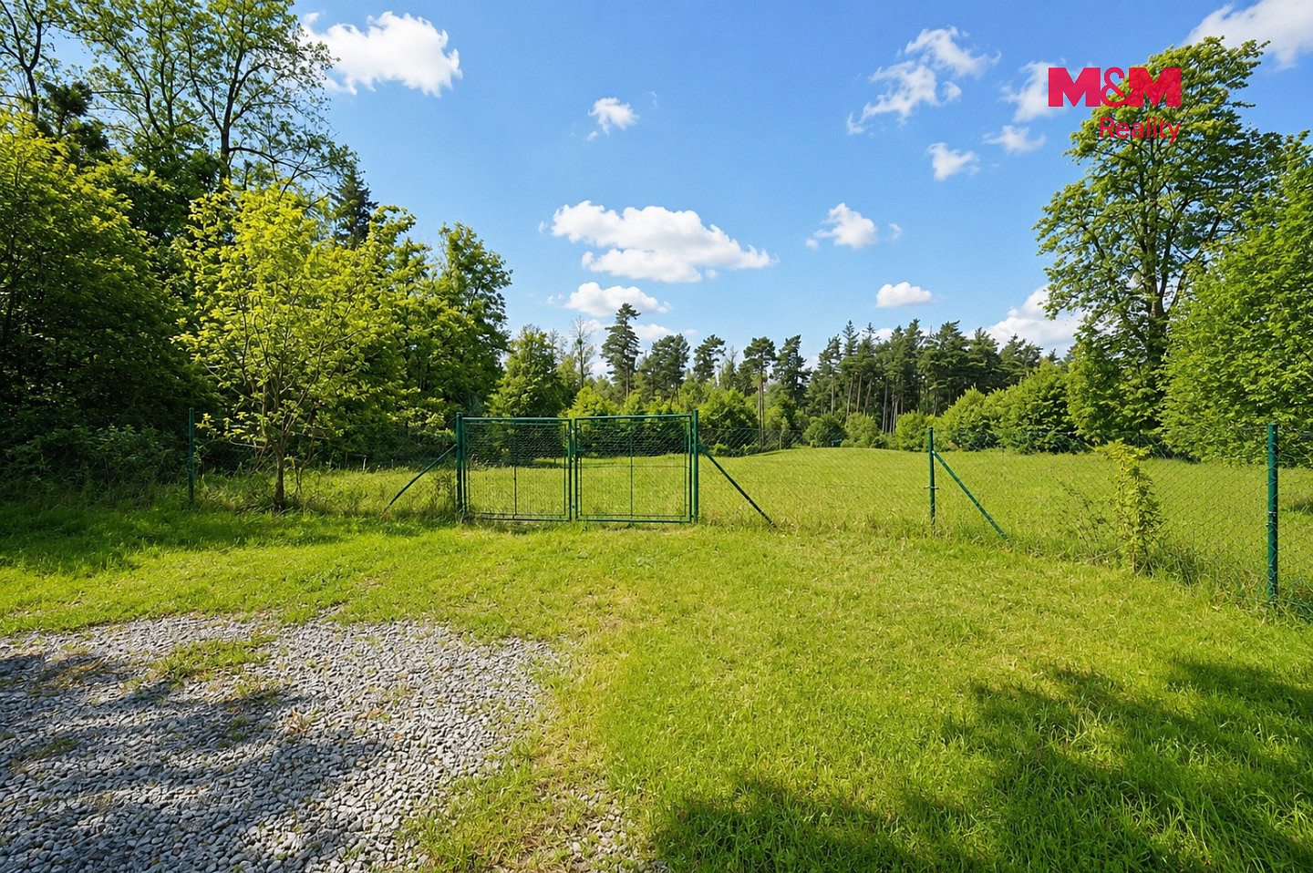 Prodej stavebního pozemku 4 352 m² – fotografie 3