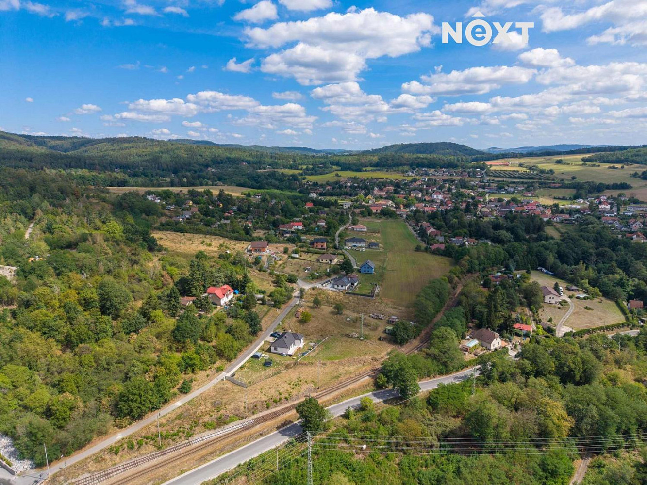 Prodej stavebního pozemku 2 240 m² – fotografie 5