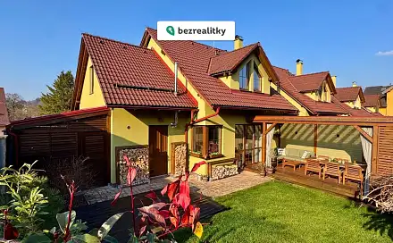 Prodej domu 140 m² s pozemkem 303 m², Dlouhomostecká, Liberec - Liberec XXX-Vratislavice nad Nisou