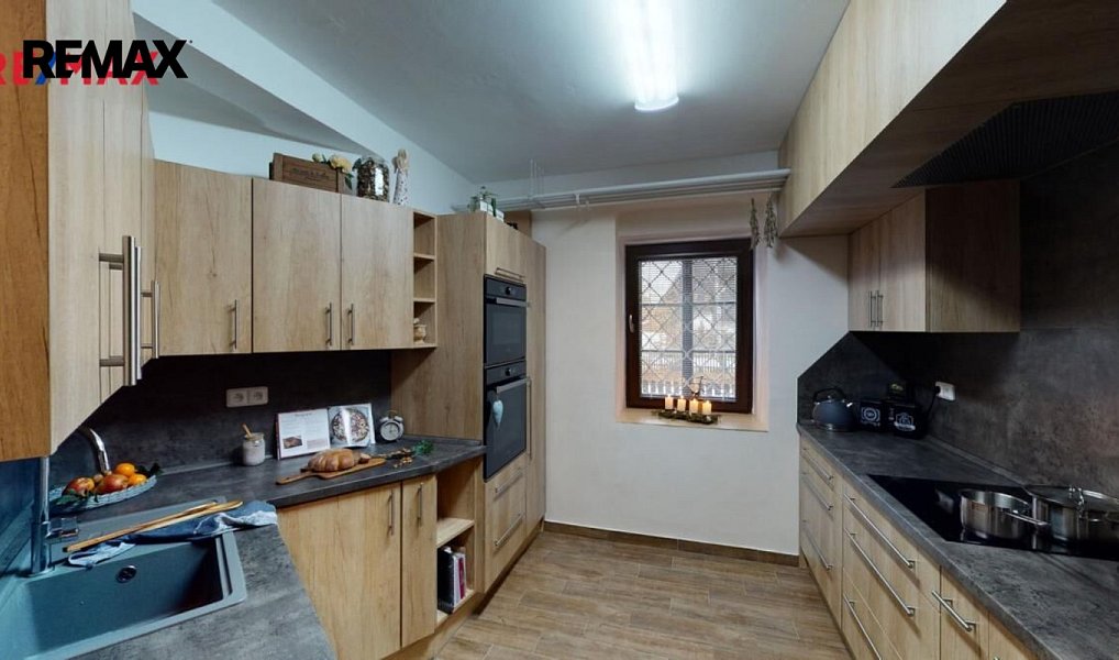 Prodej ubytovacího objektu 392 m², Volary – náhled fotky 11