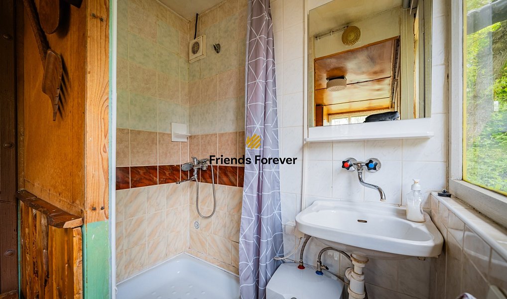 Prodej chaty/chalupy 26 m² s pozemkem 338 m², Křesín – náhled fotky 7