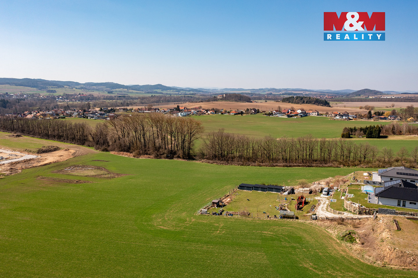 Prodej stavebního pozemku 1 015 m² – fotografie 4