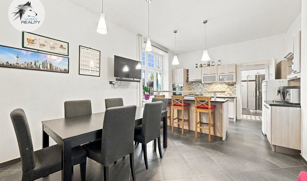 Prodej domu 268 m² s pozemkem 1 048 m², Napajedla – náhled fotky 17