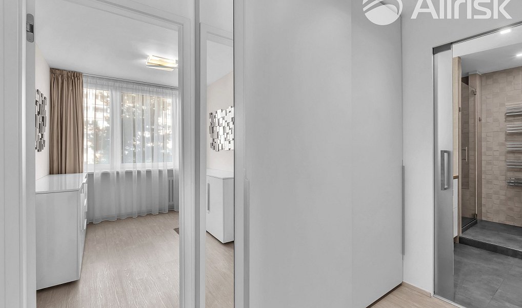 Pronájem bytu 2+kk 61 m², Praha – náhled fotky 12
