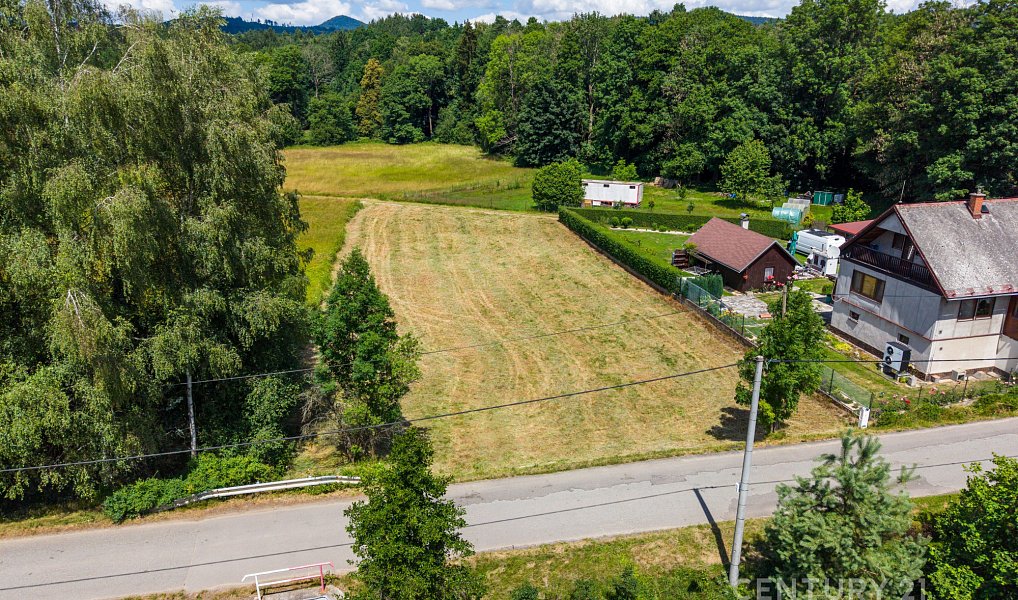 Prodej stavebního pozemku 1 943 m², Mařenice – náhled fotky 6