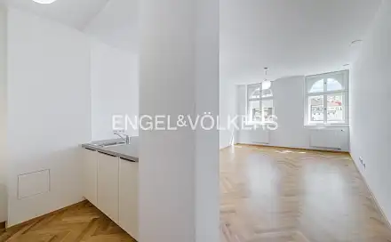 Pronájem bytu 3+kk 85 m², Seifertova, Praha 3 - Žižkov