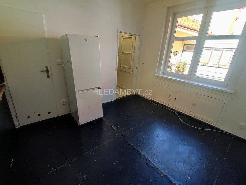 Pronájem bytu 2+1 54 m² – fotografie 4
