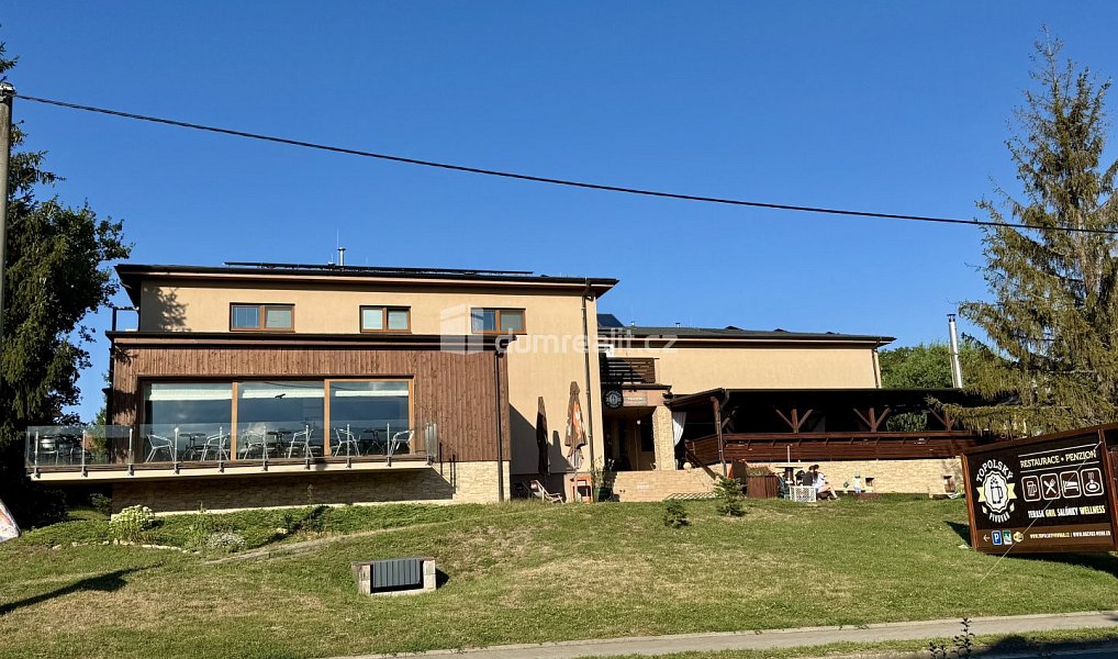 Prodej ubytovacího objektu 908 m², Topolná – náhled fotky 8