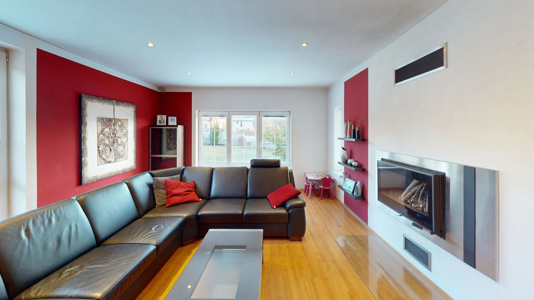 Prodej domu 424 m² s pozemkem 1 557 m²