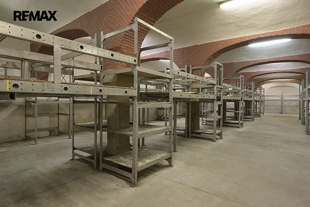 Prodej skladovacích prostor 450 m² – fotografie 3