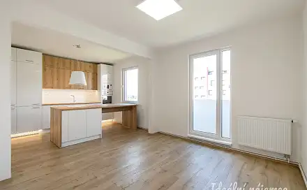 Pronájem bytu 4+kk 74 m²