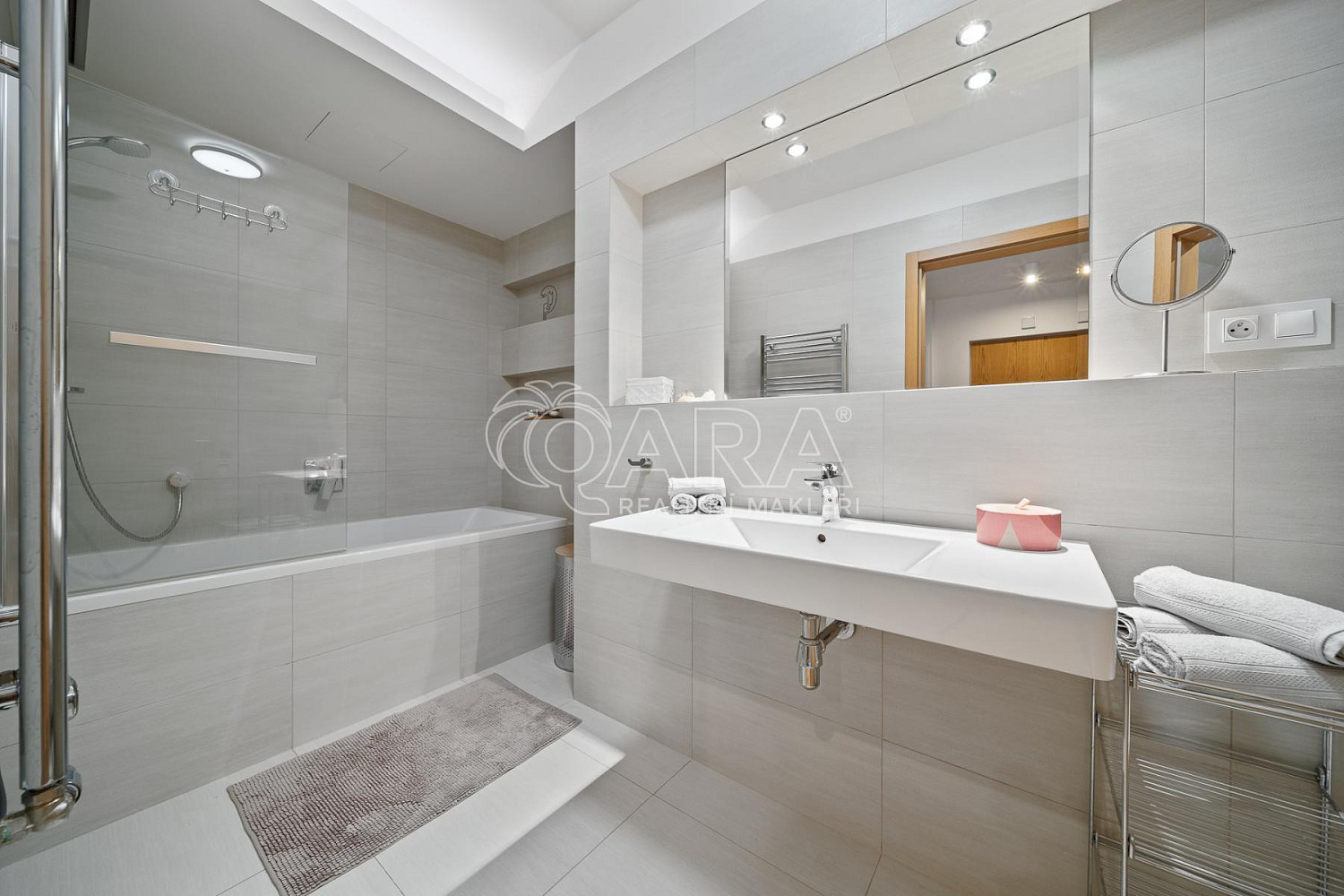 Prodej bytu 3+kk 88 m² – fotografie 3