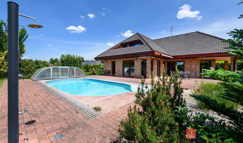 Prodej domu 372 m² s pozemkem 2 751 m², Štěnovice – náhled fotky 44