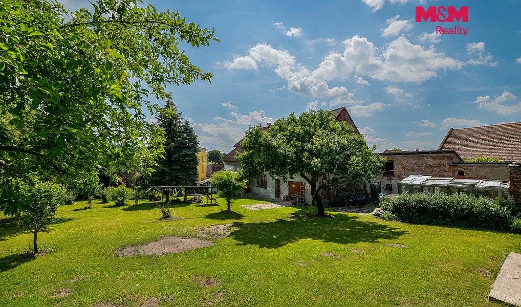 Prodej domu 177 m² s pozemkem 1 742 m², Žleby – náhled fotky 3