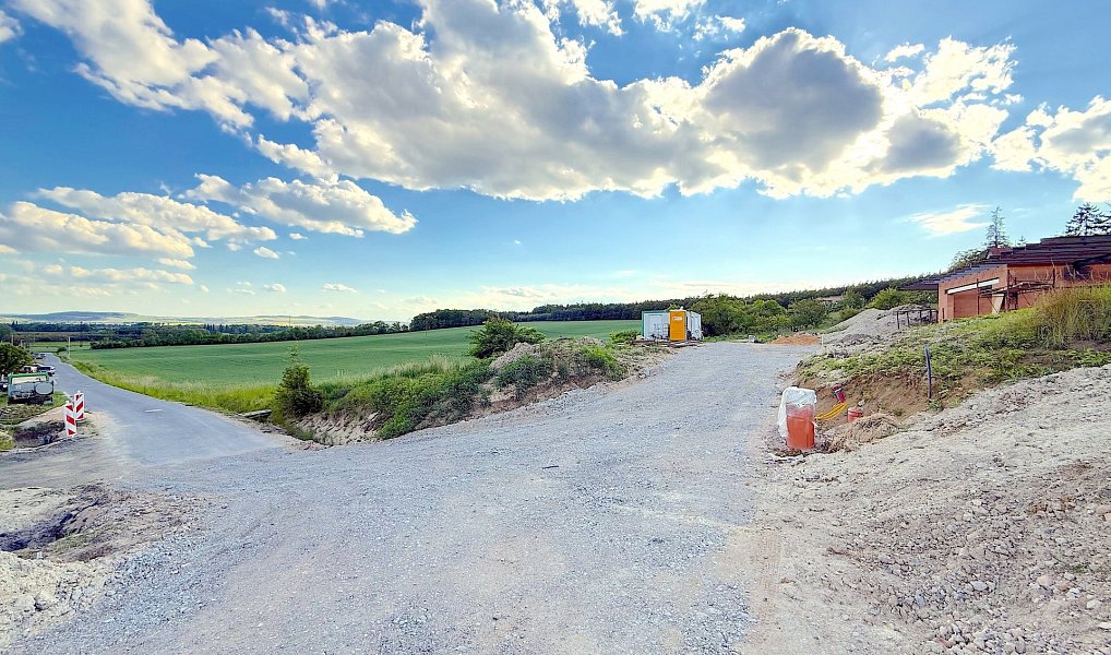 Prodej stavebního pozemku 1 074 m², Konárovice – náhled fotky 9