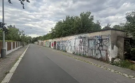 Prodej garáže 17m2 u Glinkově ulici, Praha 6 Dejvice, Glinkova, Praha 6 - Dejvice
