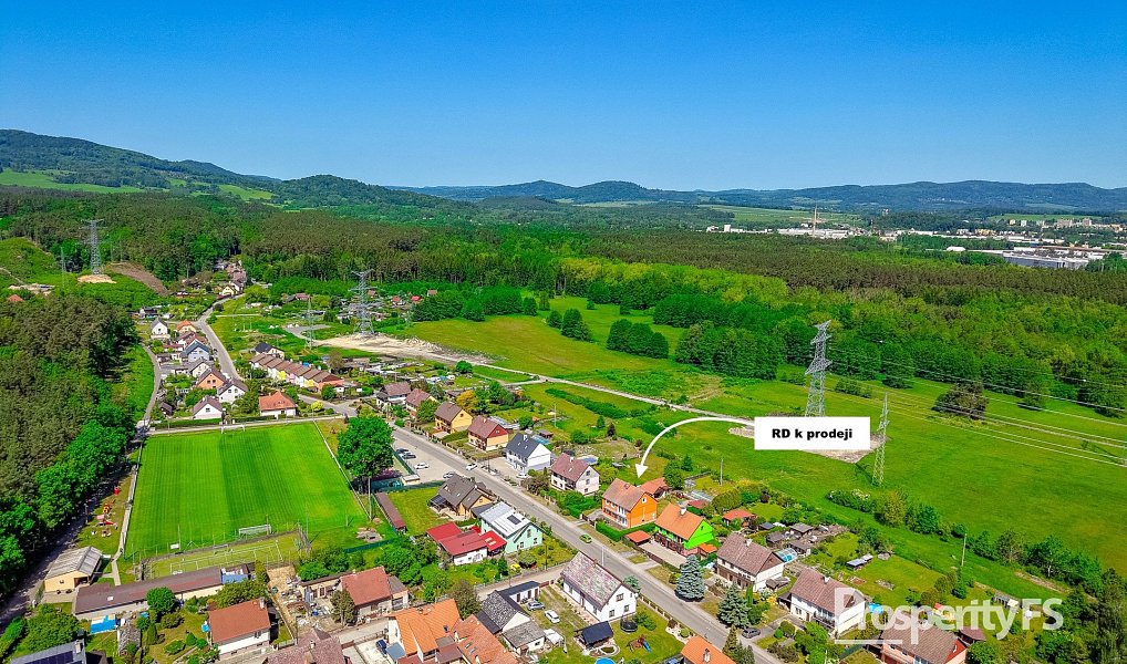 Prodej domu 206 m² s pozemkem 1 318 m², Sosnová – náhled fotky 16