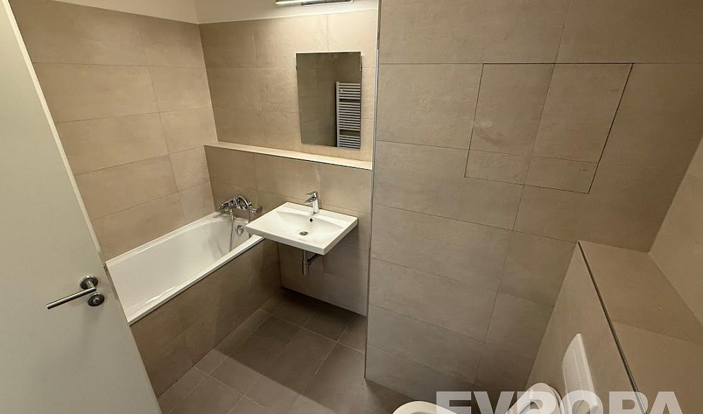 Pronájem bytu 2+kk 63 m², Brandýs nad Labem-Stará Boleslav – náhled fotky 3