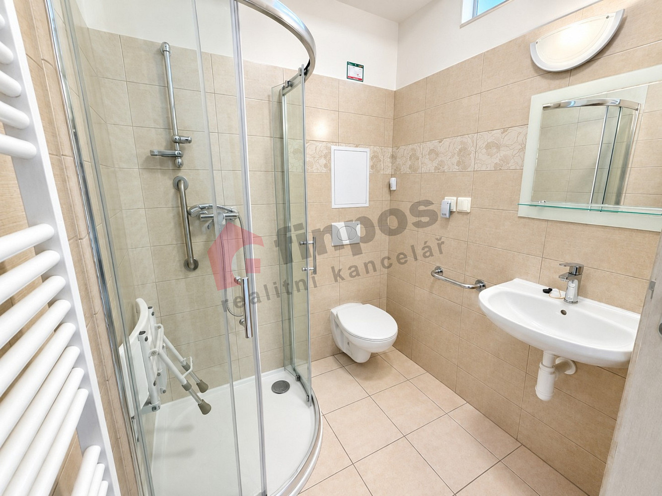 Pronájem bytu 1+kk 27 m² – fotografie 4