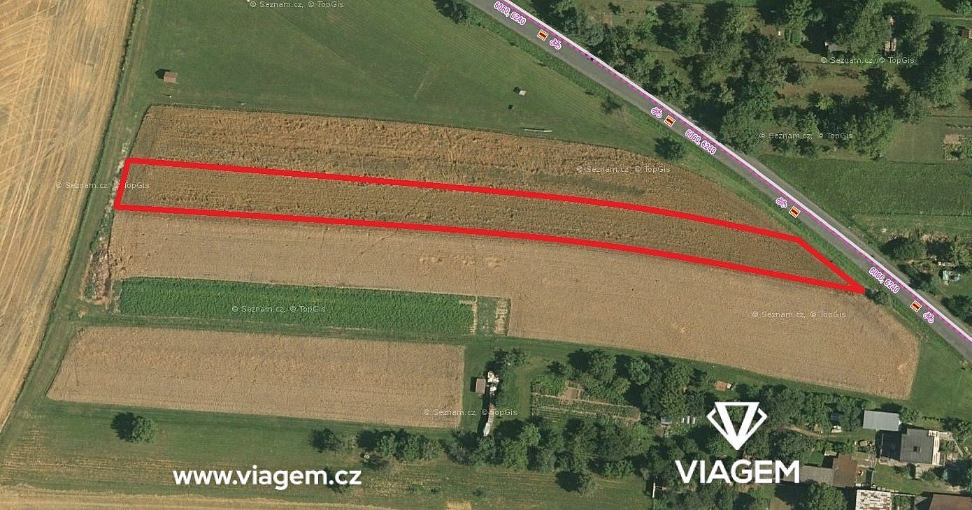 Prodej pole 1 010 m²