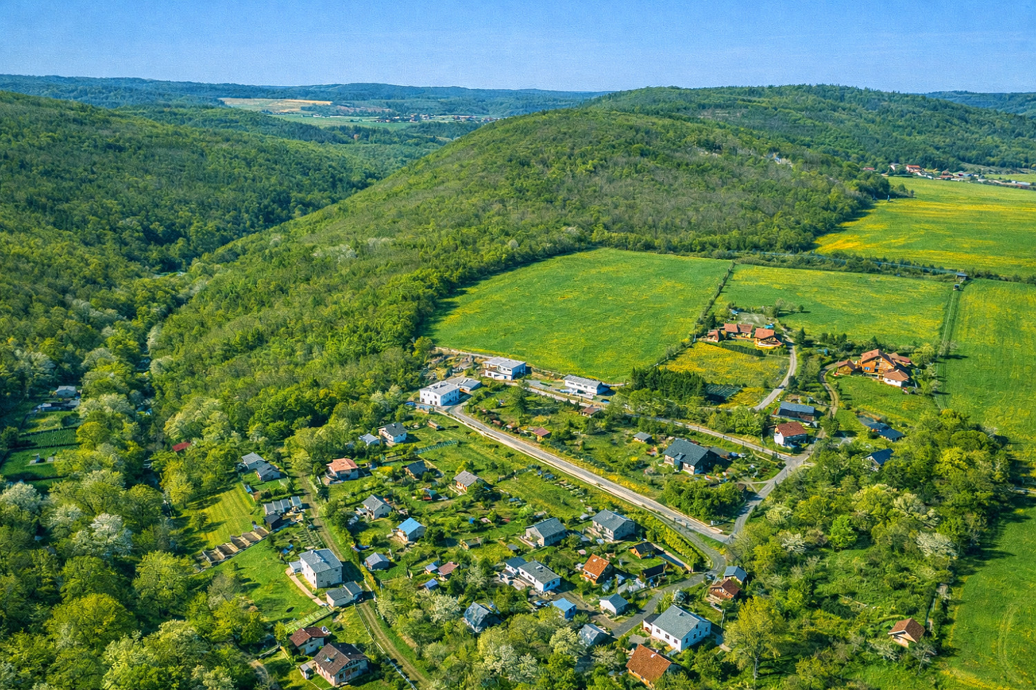 Prodej 1/4 podílu na pozemku ve Veverské Bítýšce – pohled 4