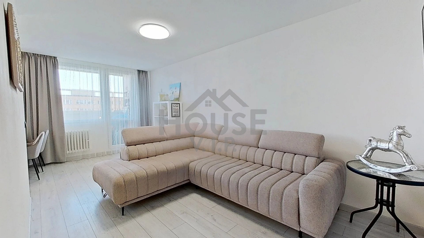Prodej bytu 3+kk 63 m² – fotografie 2