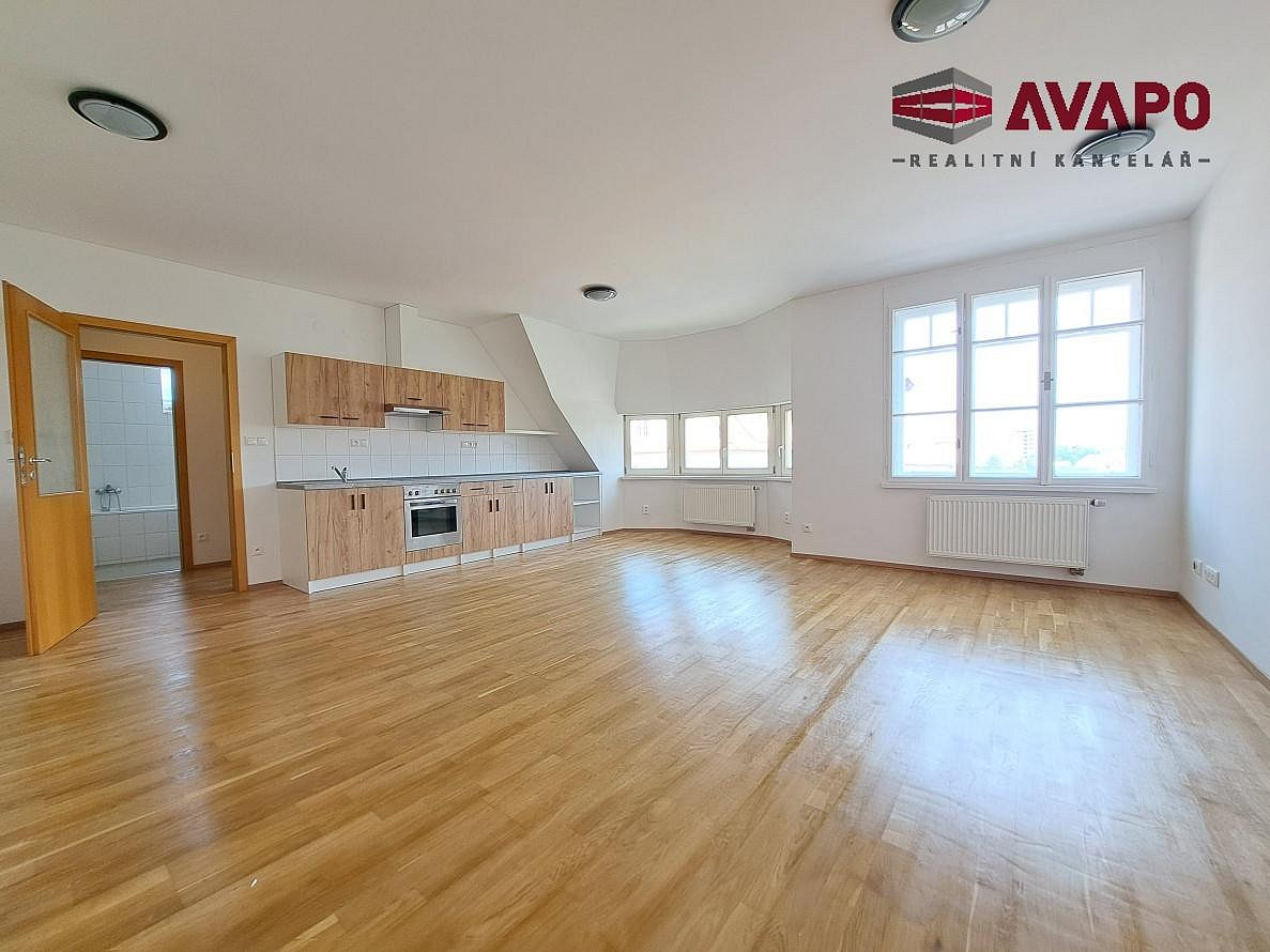 Pronájem bytu 2+kk 55 m² — photo 3
