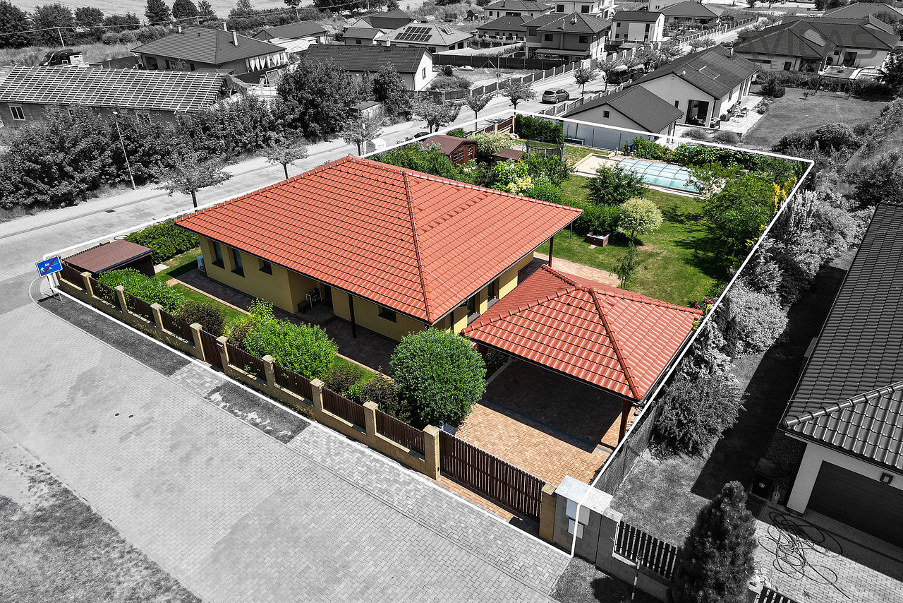 Prodej domu 125 m² s pozemkem 1 211 m²